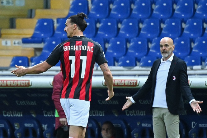Ibrahimovic bị thẻ đỏ trong chiến thắng Milan