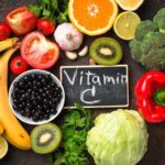 vitamin c có rất nhiều trong thực phẩm tự nhiên đặc biệt là đối với thực vật màu đỏ